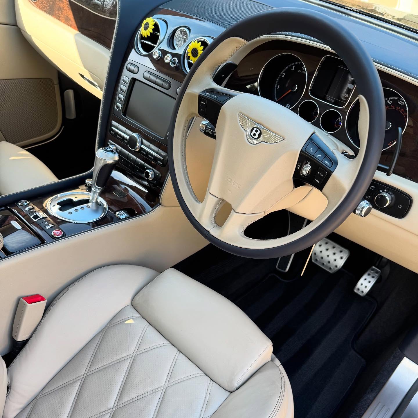 car interior cleaning valeting services