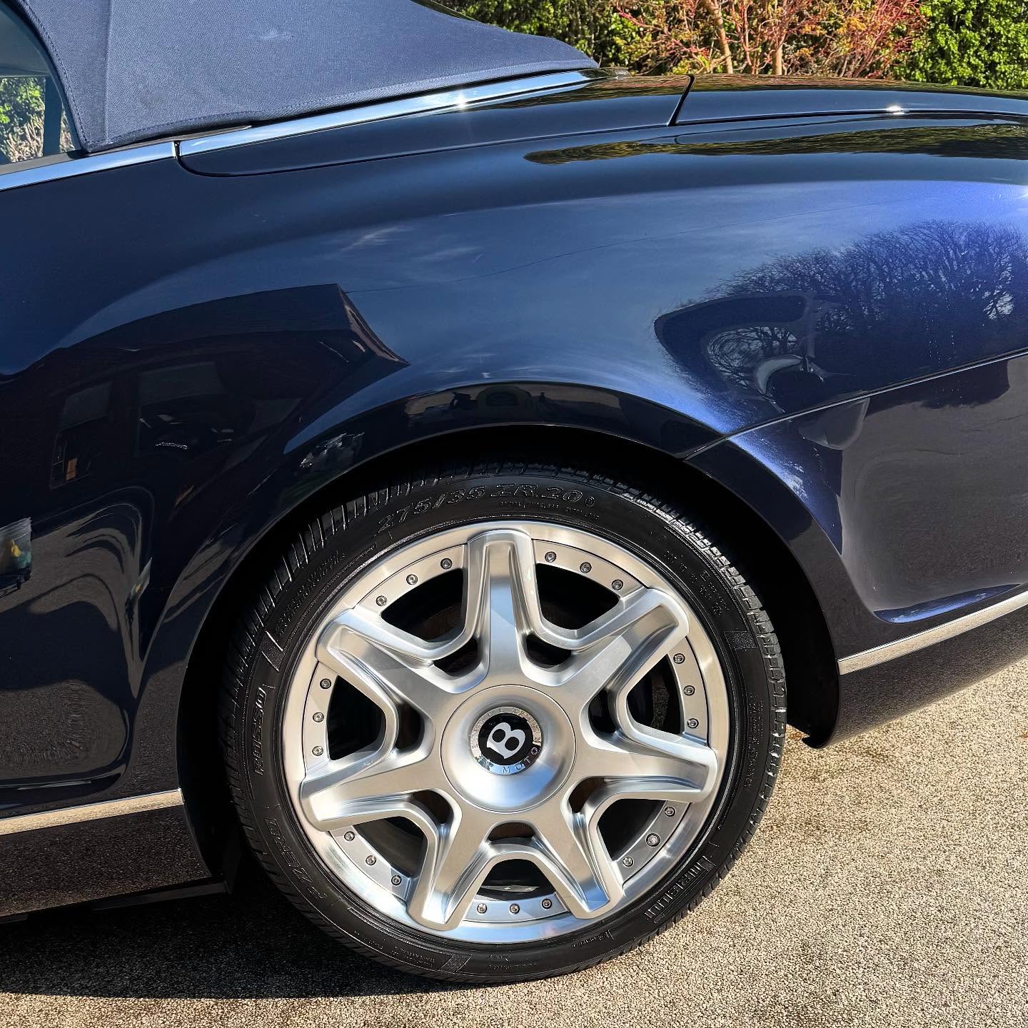 car wheel alloy cleaning