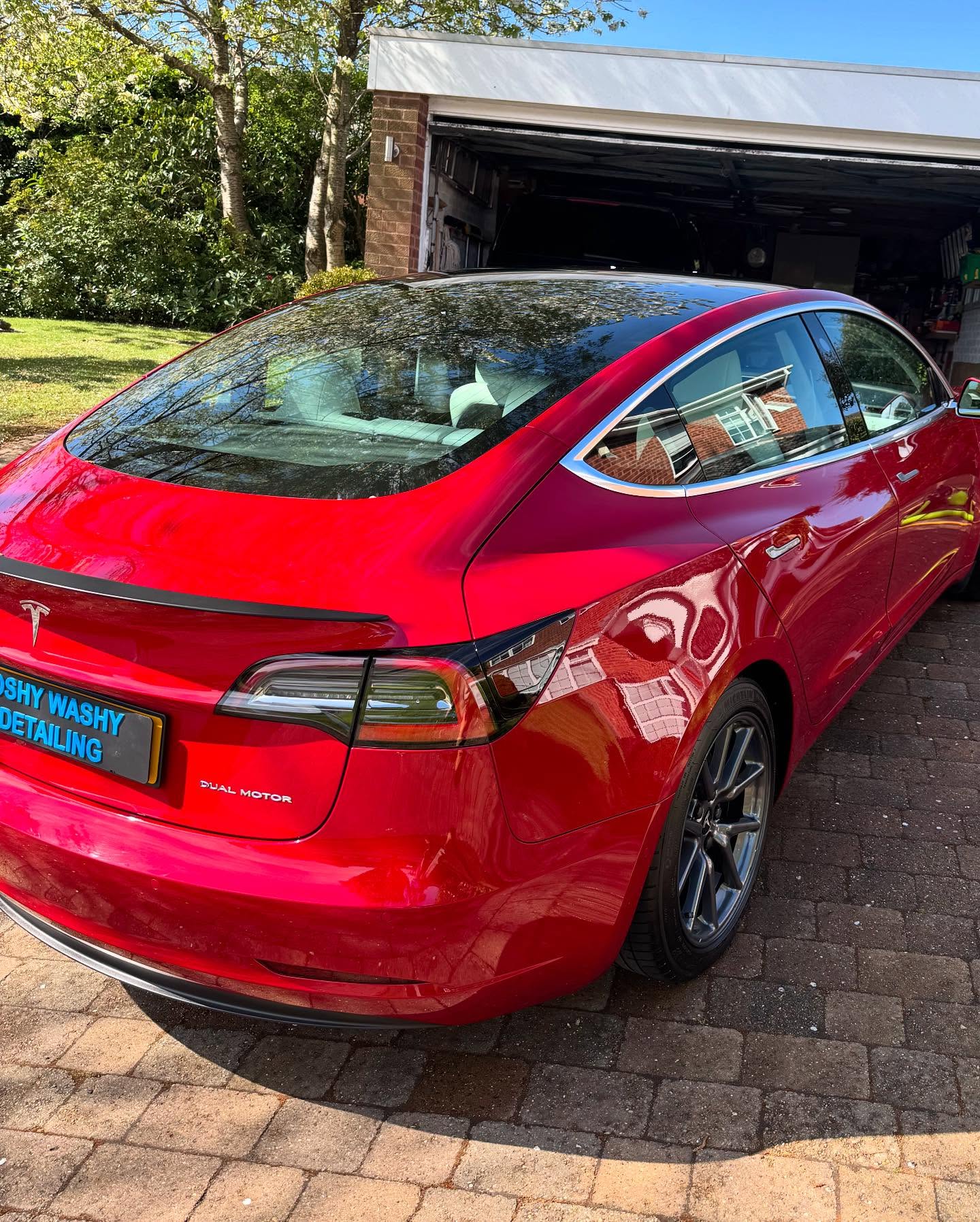 car exterior detailing services